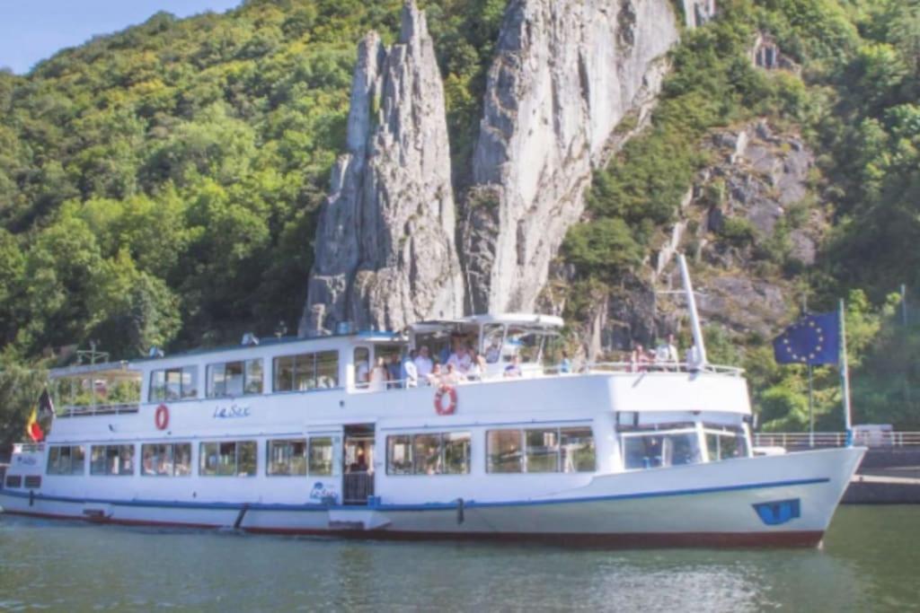 Laissez-Vous Enchanter Par La Vallee De La Meuse Hastiere-par-dela Exterior photo